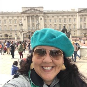 Meet your Posher, Erin